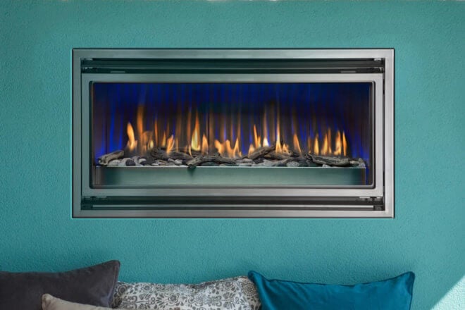 Montigo Mahana PL42VO outdoor fireplace shown in a seaside patio